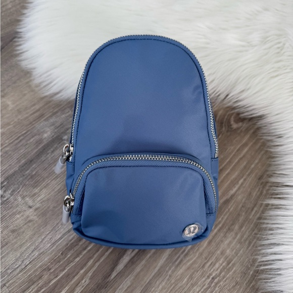 lululemon athletica Handbags - 💙LULULEMON Everywhere Sling Small Bag 2L Washed Blue